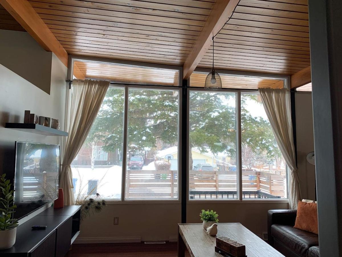 Lodge-style Unit Near Of *